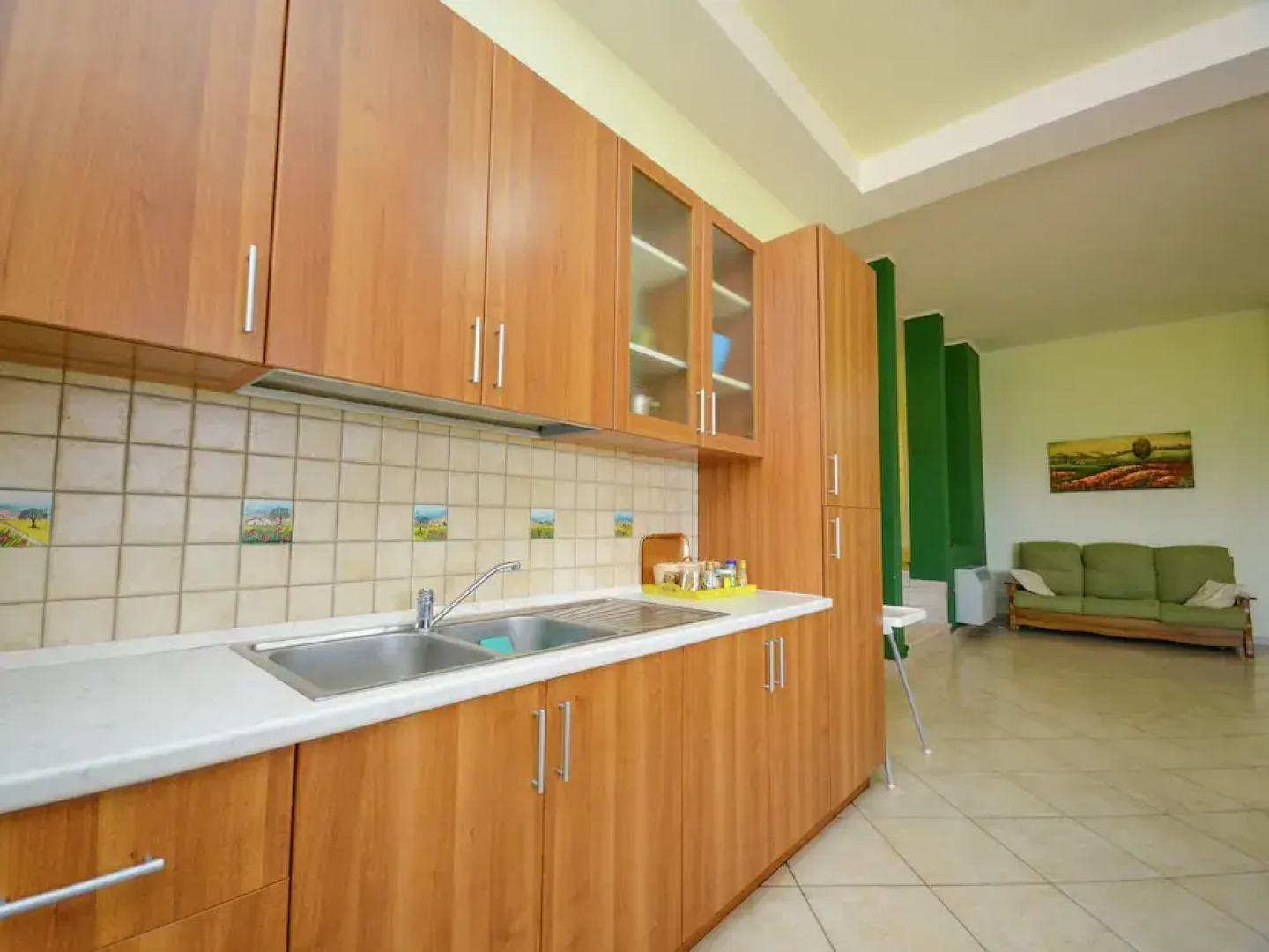 Apartment With Lovely Pool