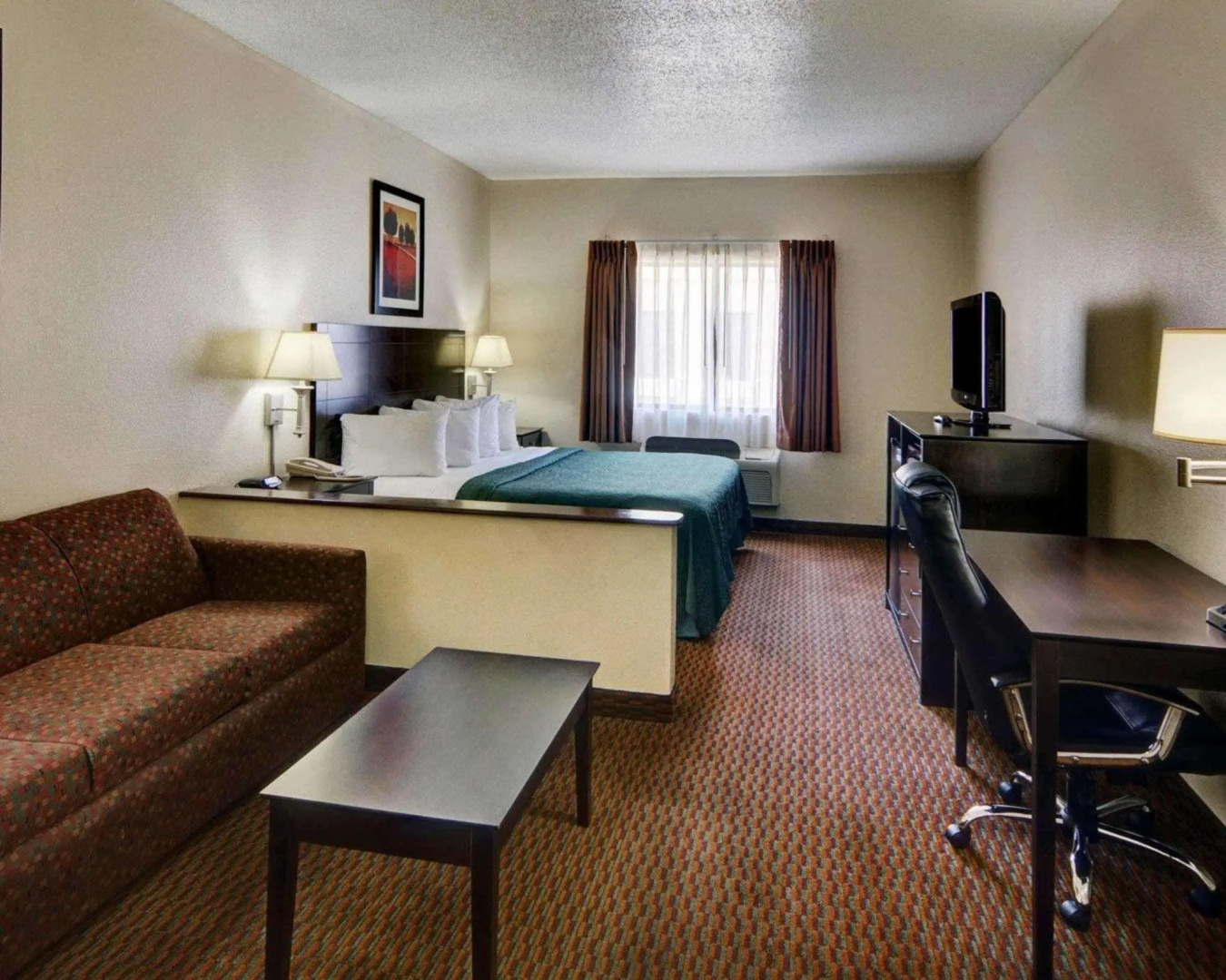 Quality Inn & Suites Wichita Falls I-44