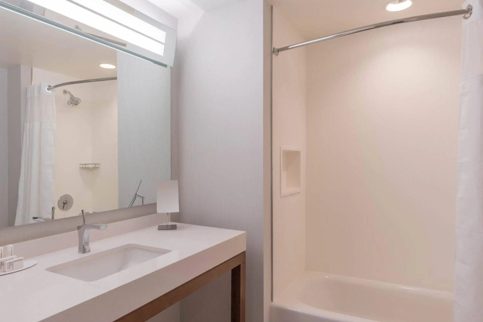 Courtyard by Marriott Thousand Oaks Agoura Hills