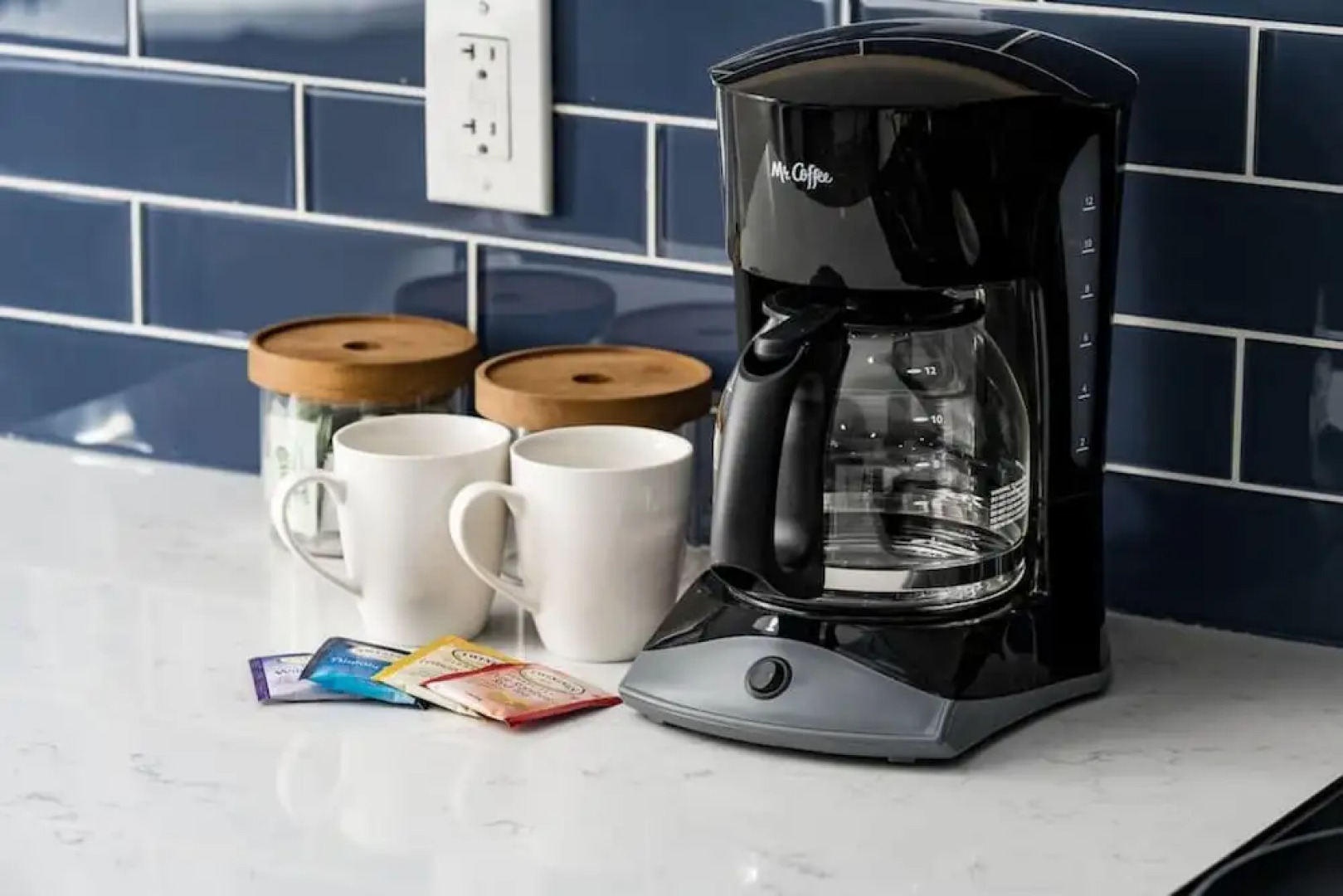 Gorgeous- 4 King Beds Near Den w Large Game Room