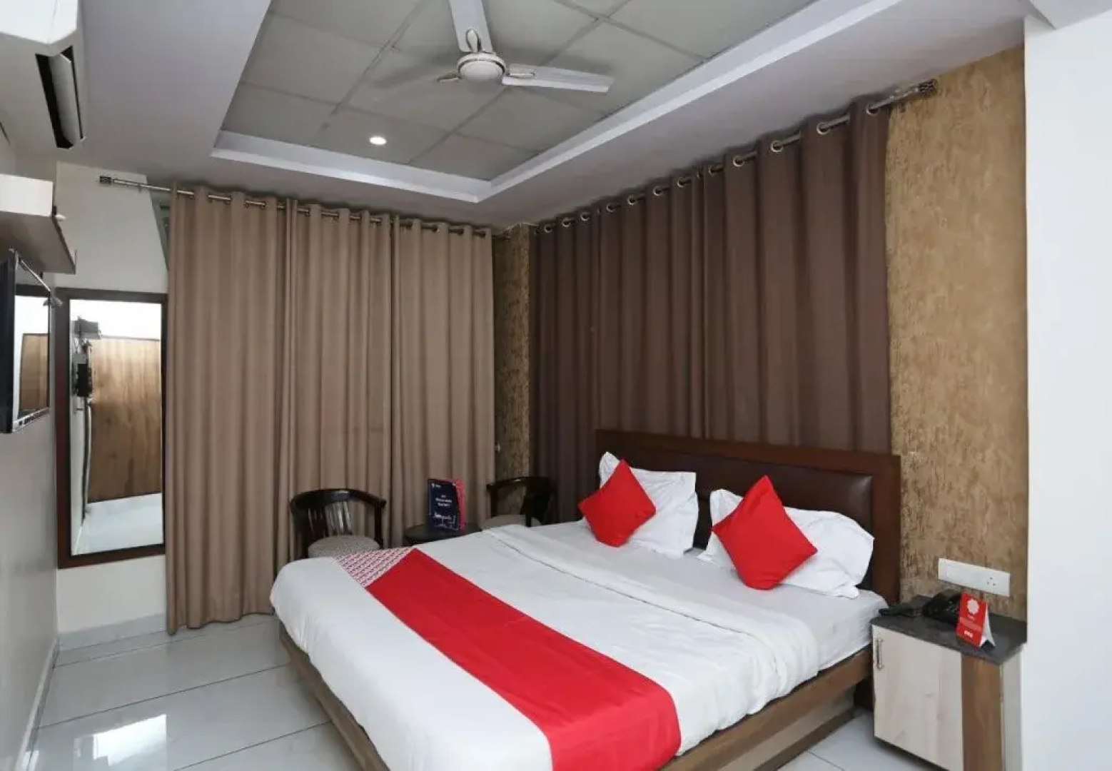 OYO 15382 Hotel Shant Mai