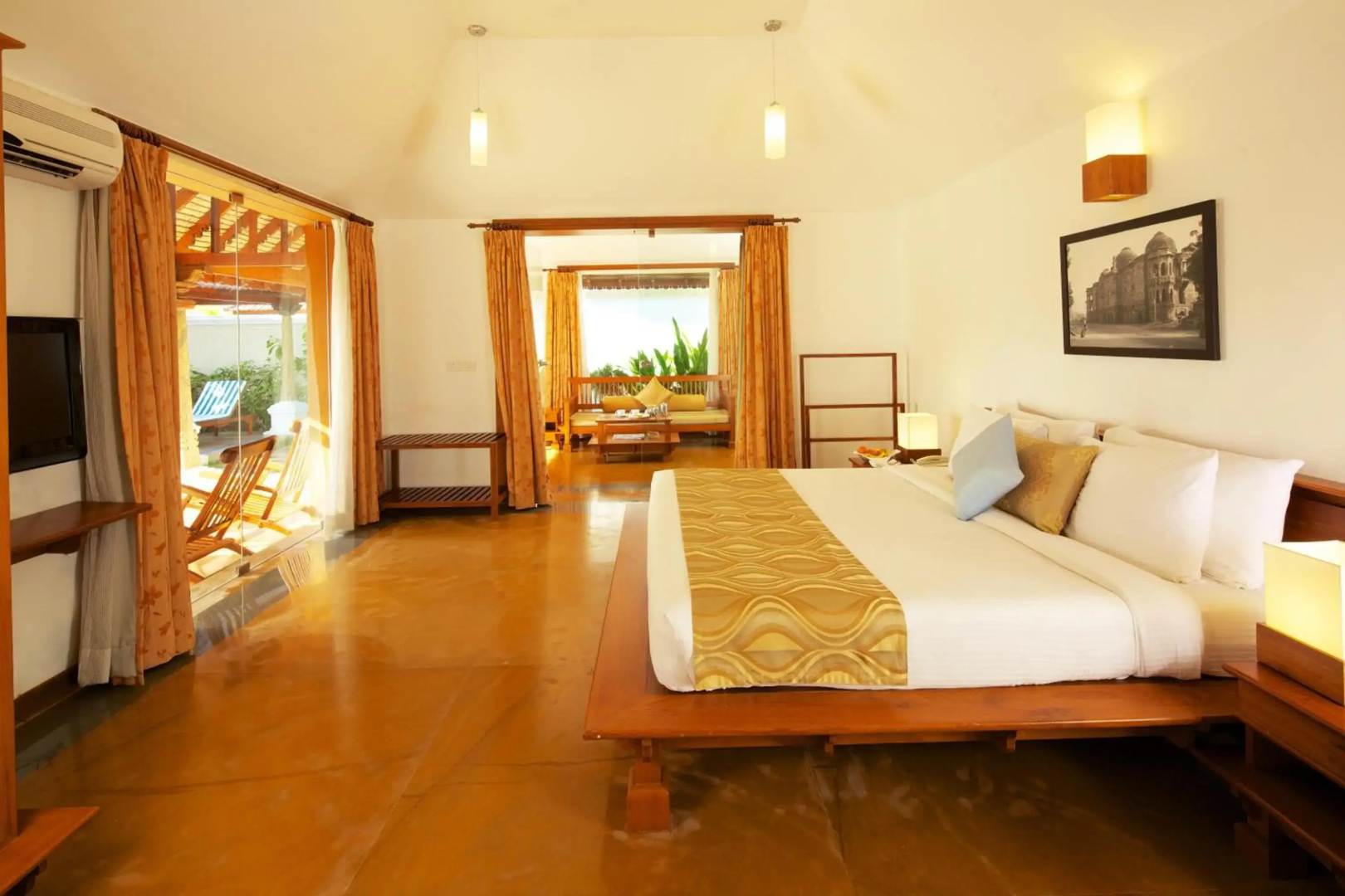 Le Pondy Beach & Lake Resort