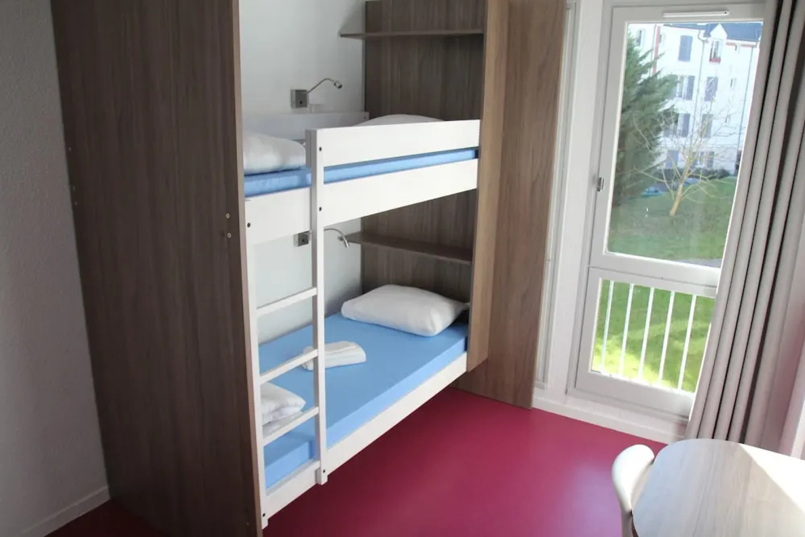 Auberge de Jeunesse Orléans Centre Ville - Hostel