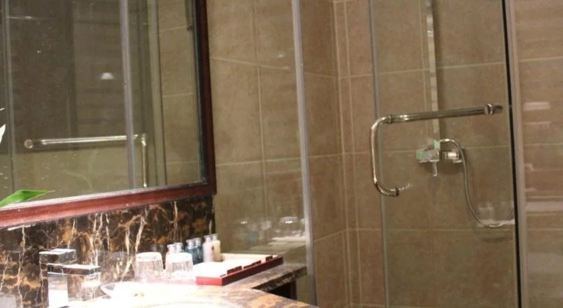 Changsheng International Hotel