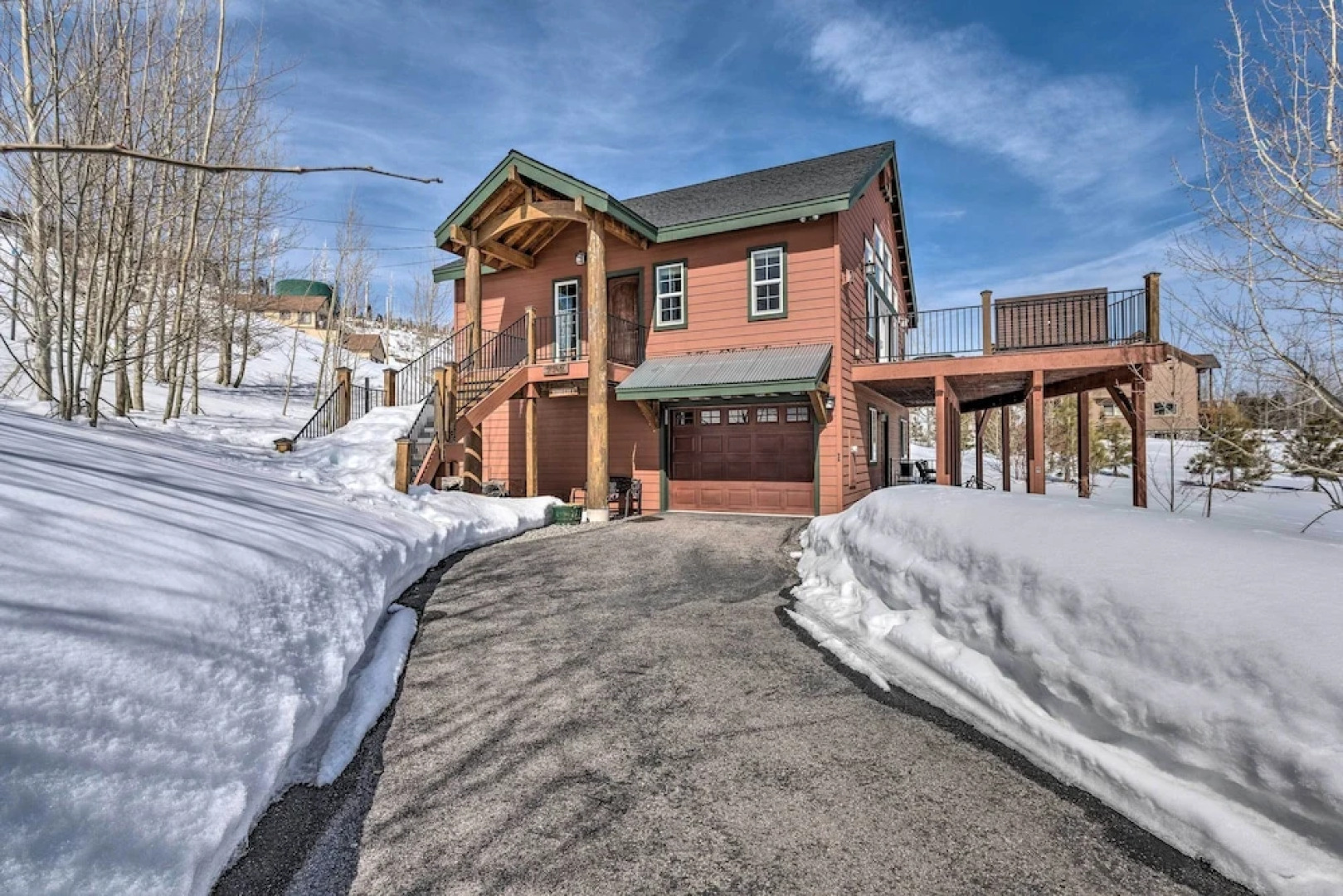 Mountain-view Deck: South Lake Tahoe Retreat!