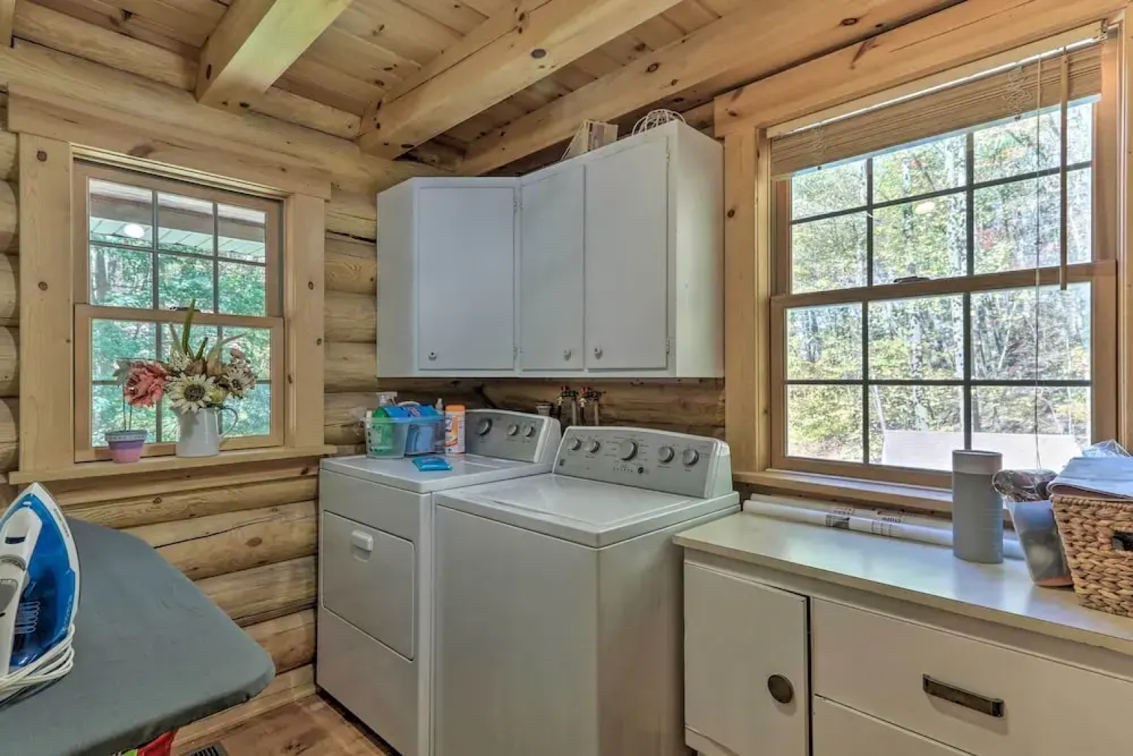 Grand 4,000 Sq Ft House - 11 Miles to Lancaster!