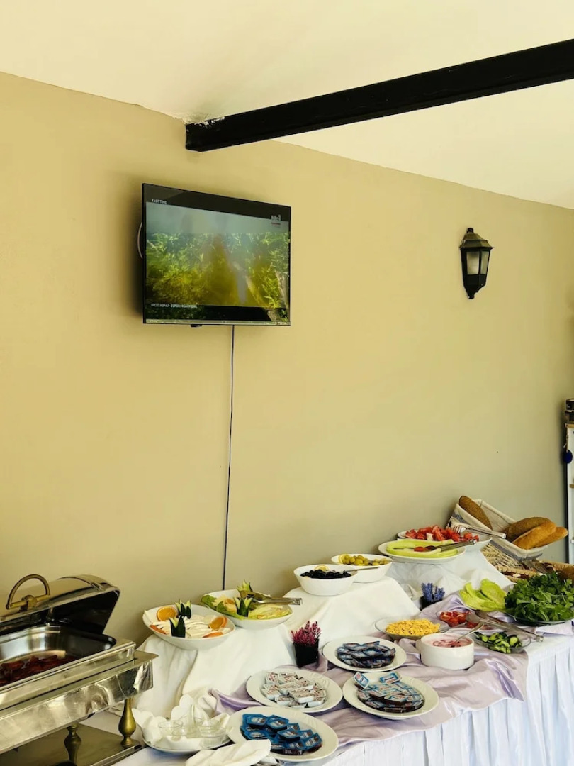 Felicity Hotel & Bungalows