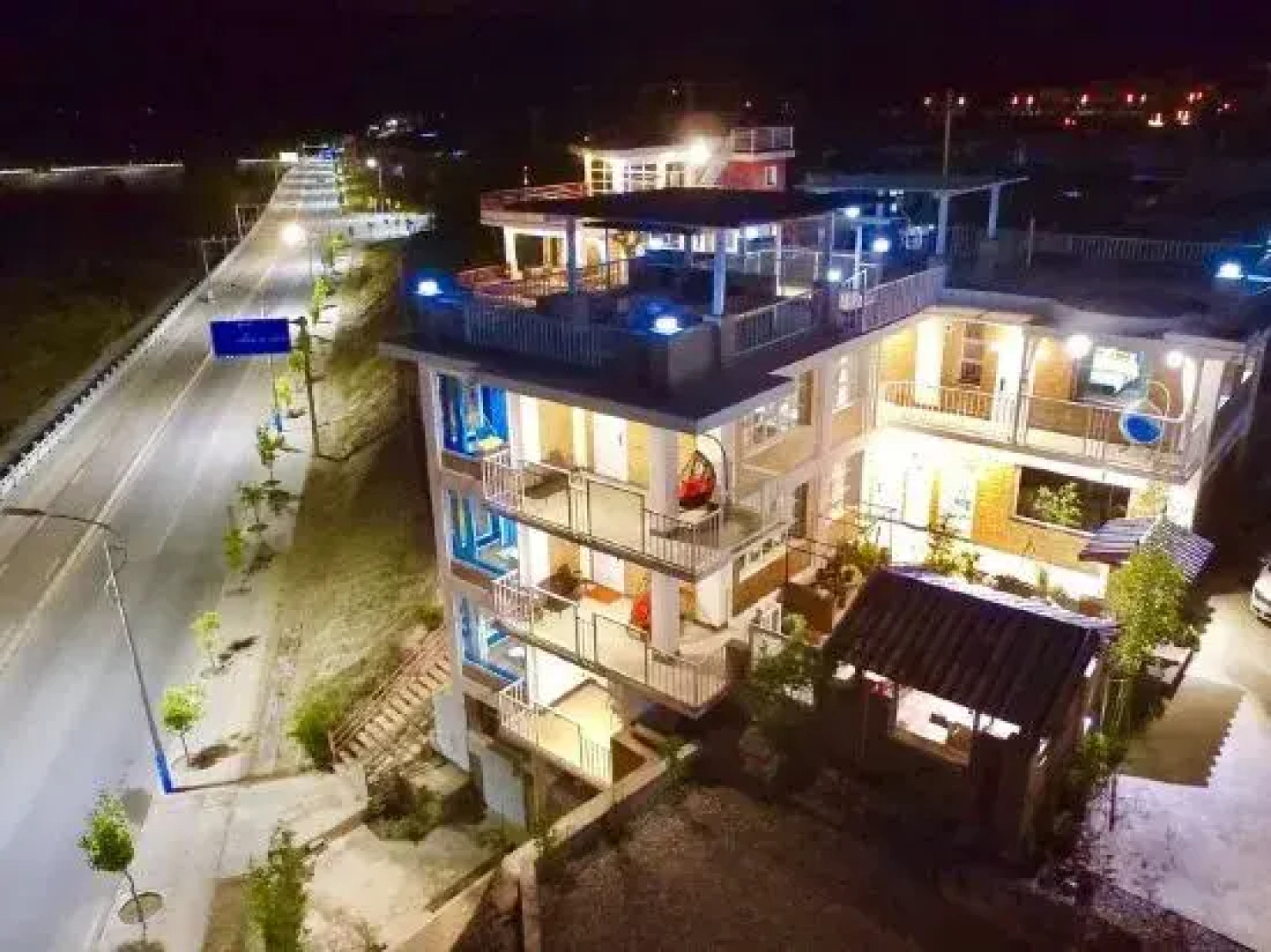 Guide Riverside Mountain House