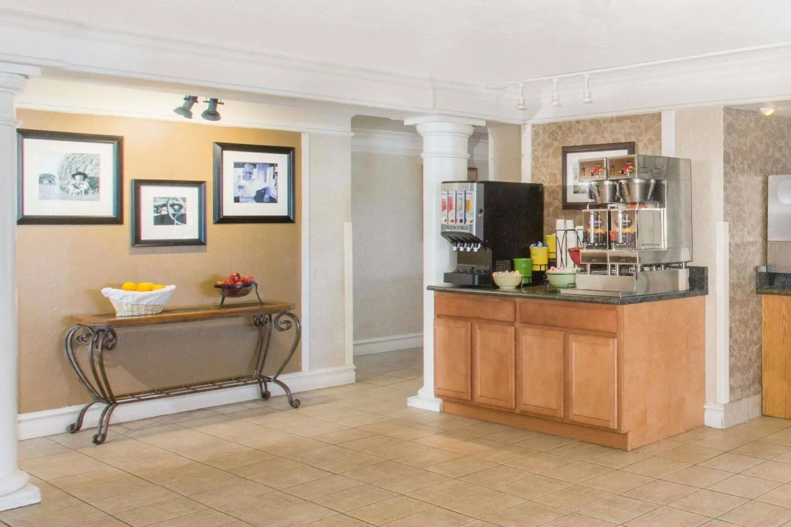 Spark by Hilton Rock Springs