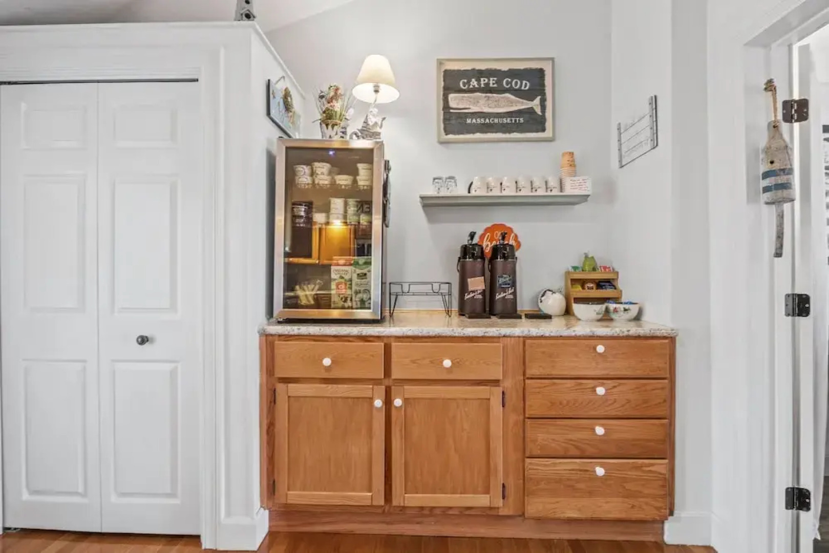 Eagle Wing Inn - Cape Cod