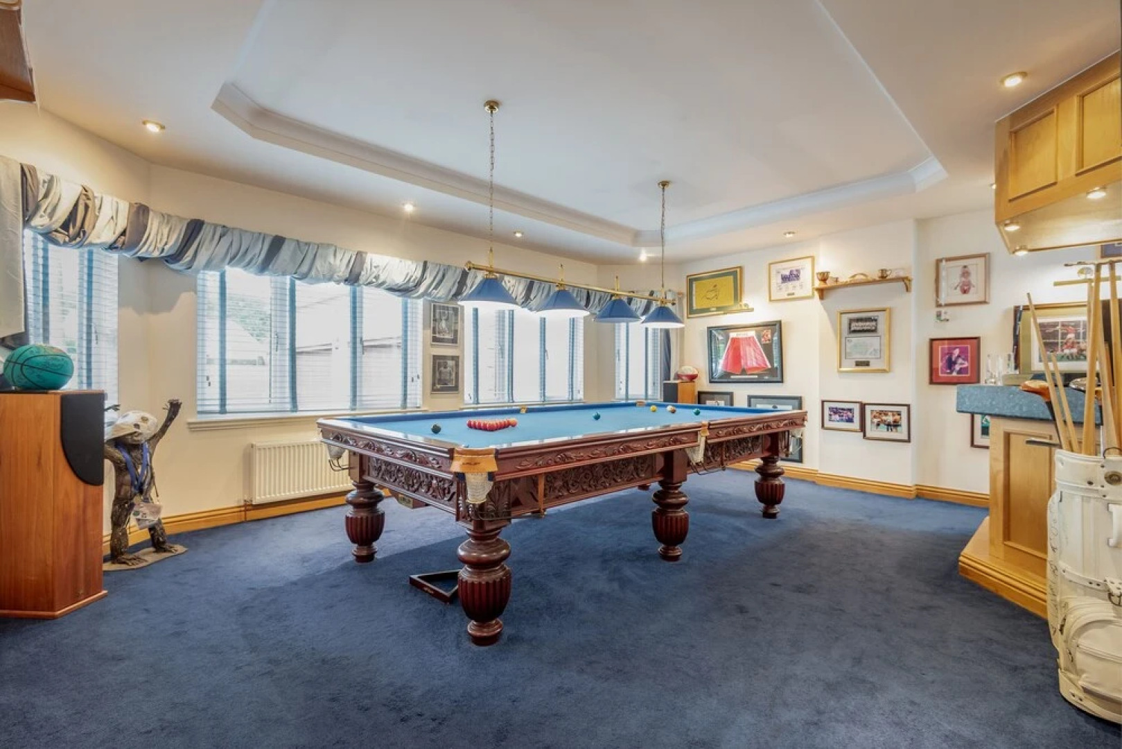 Luxury 6 Bed House With Pool