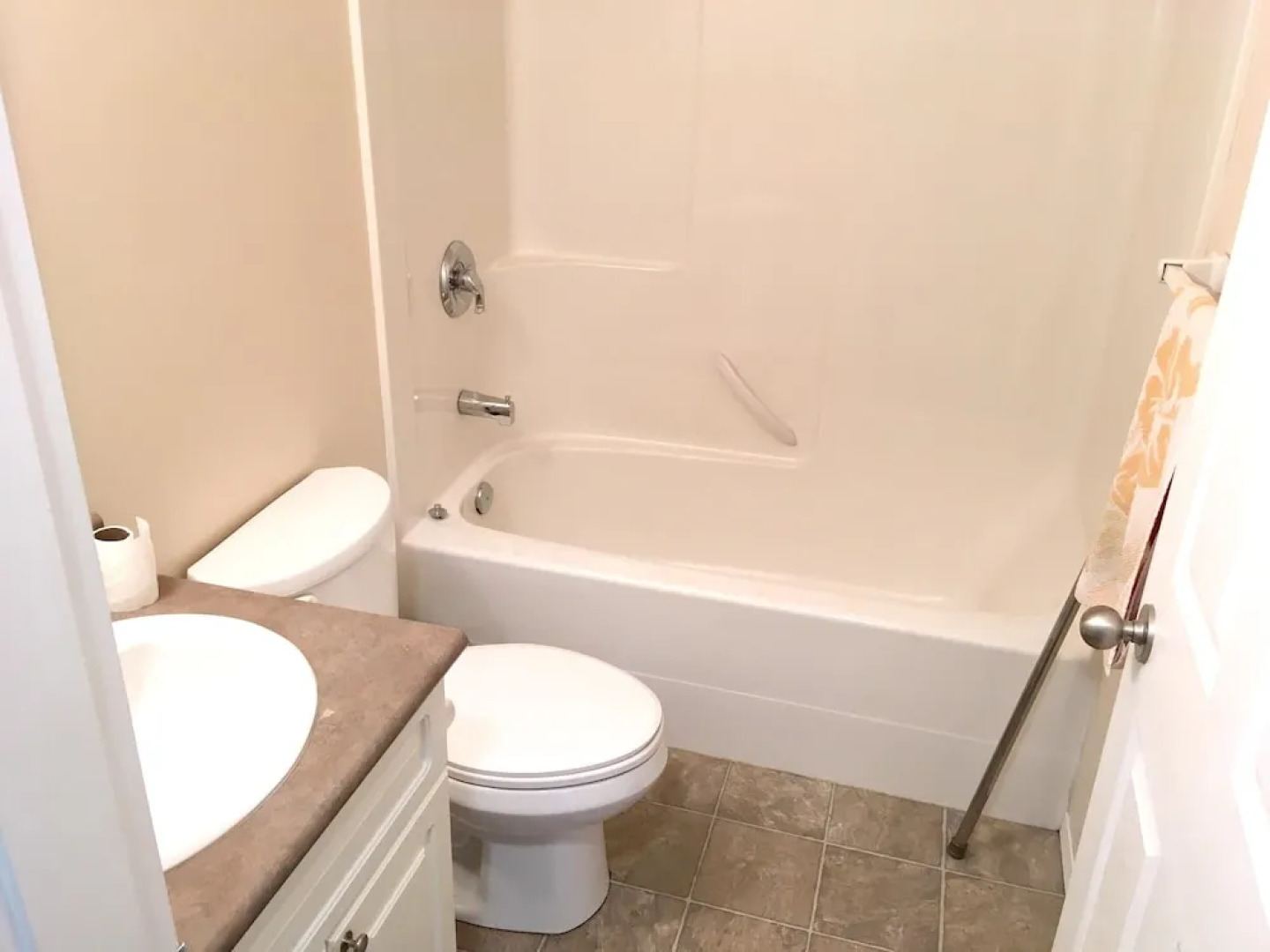 House With 2 Bedrooms in Campbell River, With Wonderful Mountain View, Furnished Terrace and Wifi Near the Beach