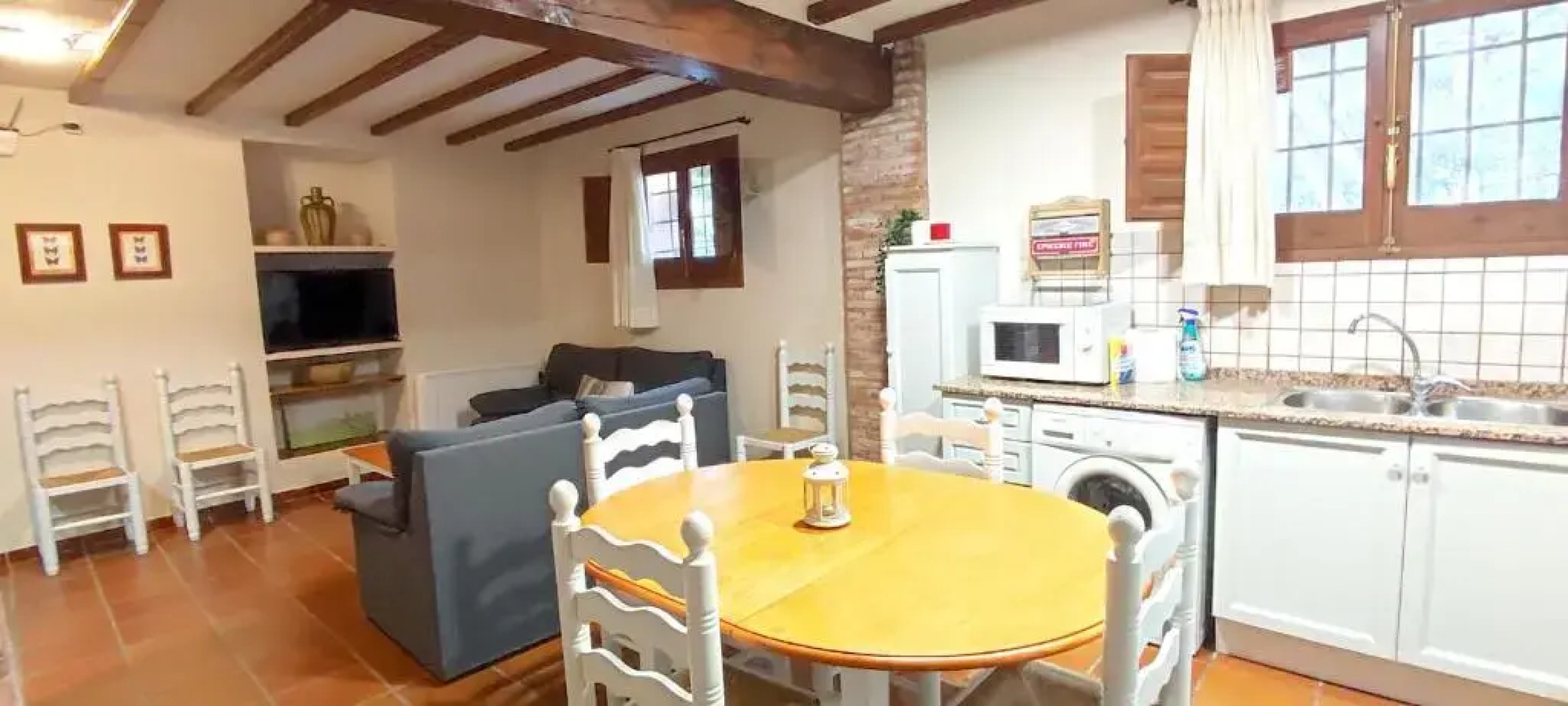 Masia de San Juan - castillo con piscina en plena Sierra Calderona