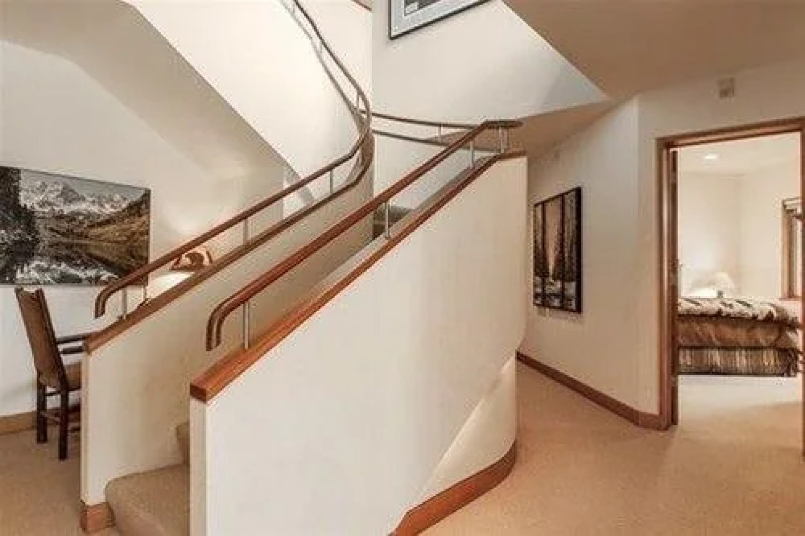 Pine Ridge - 5 Bedrooms Home