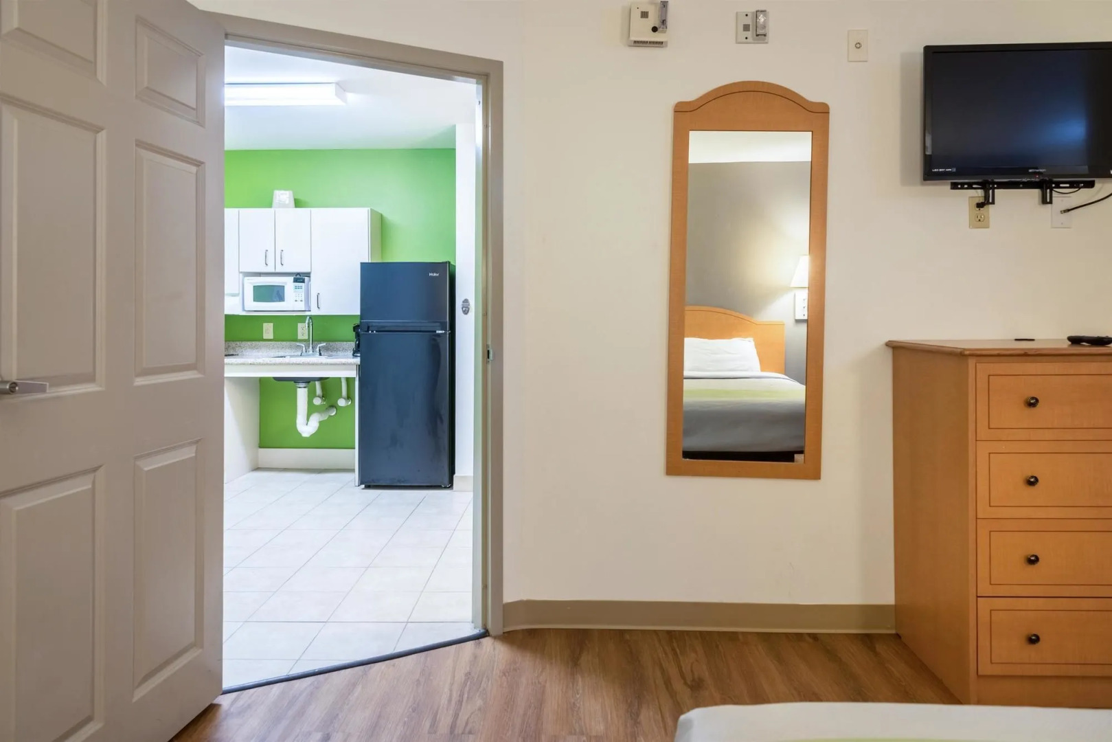 OYO Townhouse Sulphur, LA Extended Stay