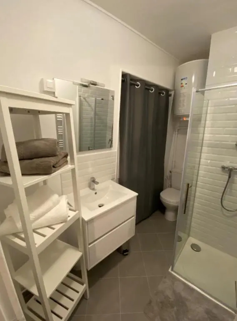 ENGHIEN-LES-BAINS: studio au cœur du centre ville.
