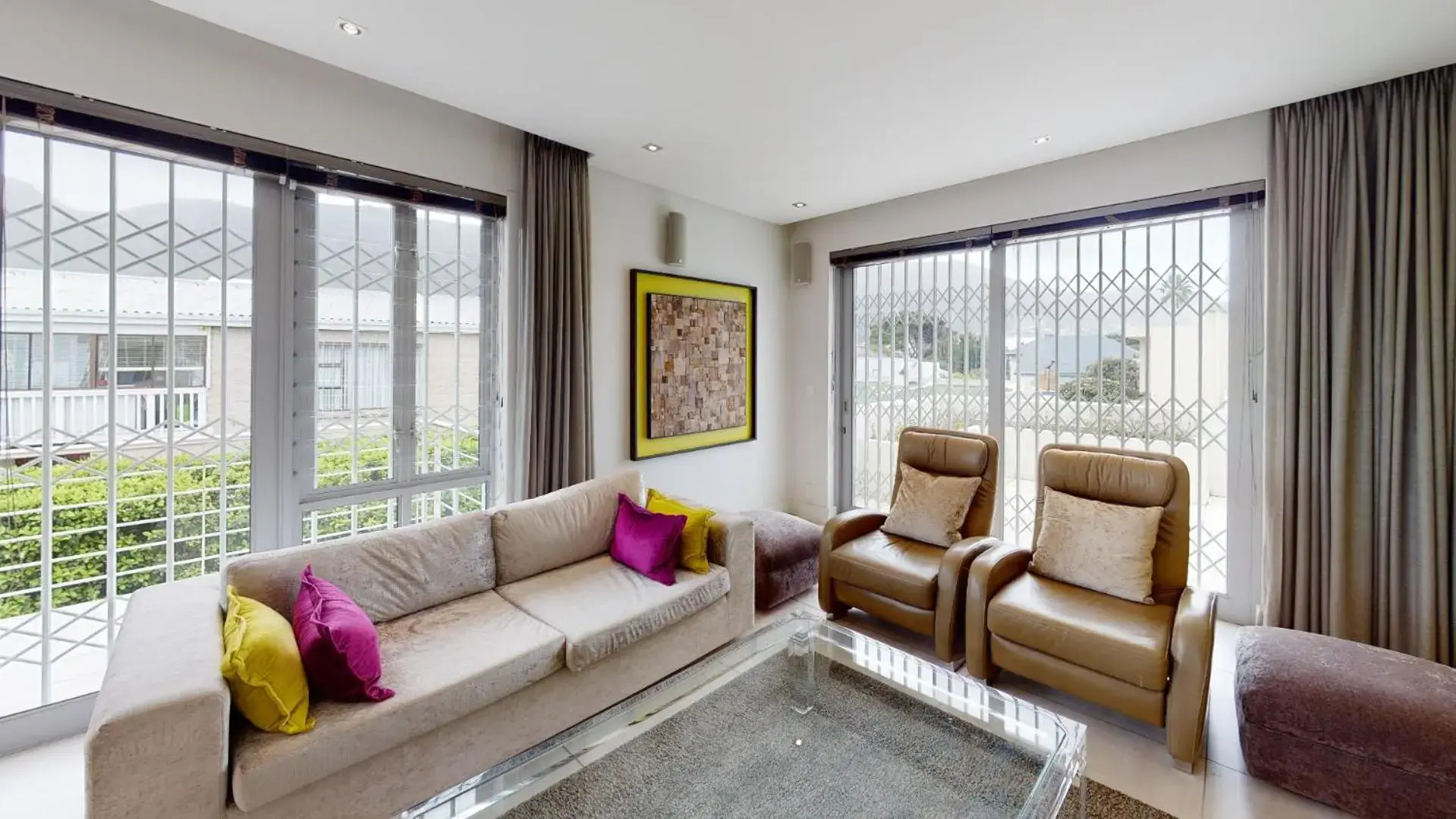 Stamford on Sea by Top Destinations Rentals