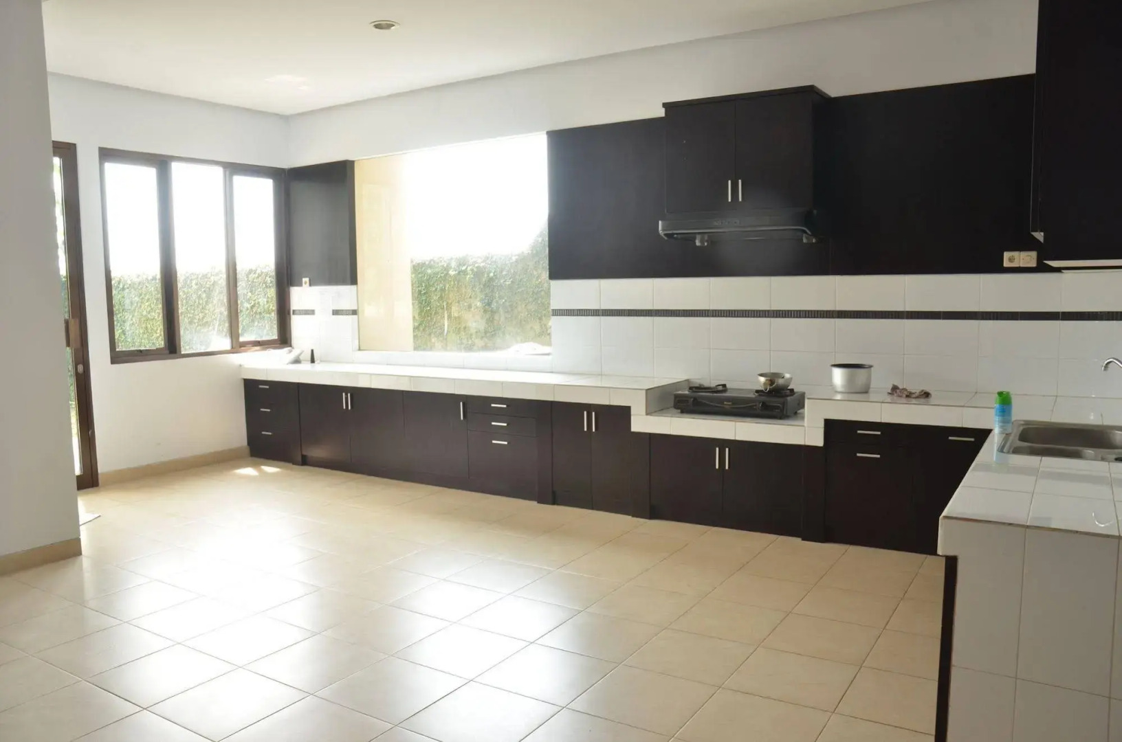 Morning Glory Mountain View 4BR Villa with Pool