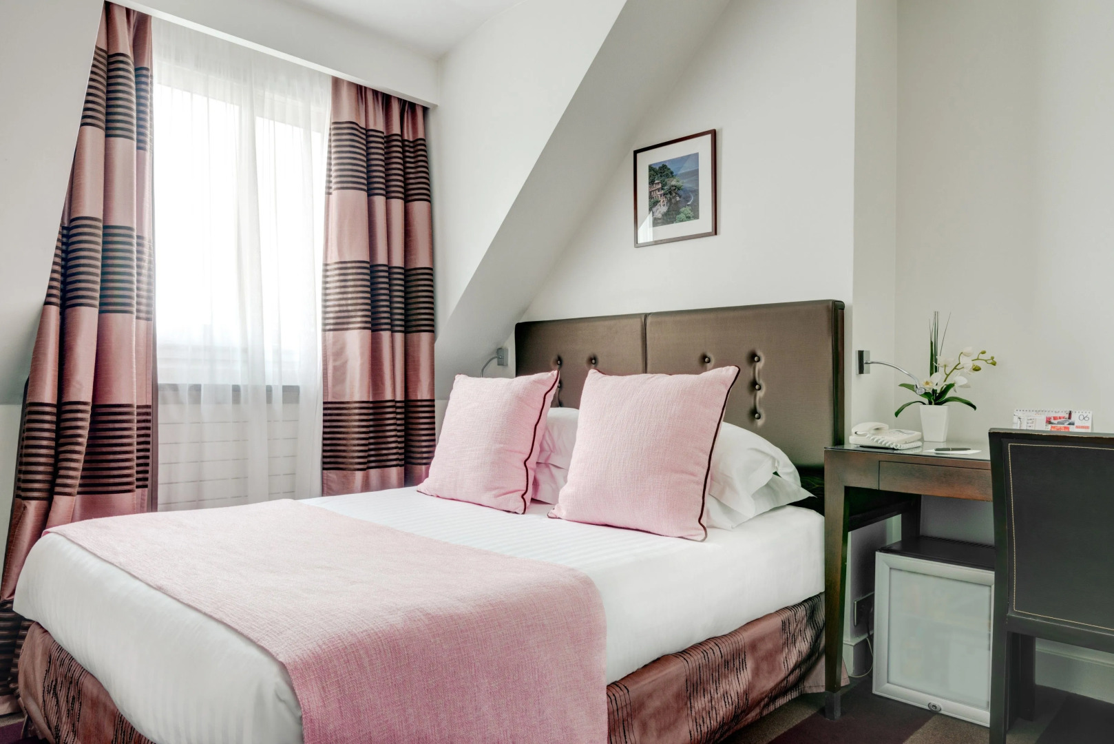 Astra Opera - Astotel