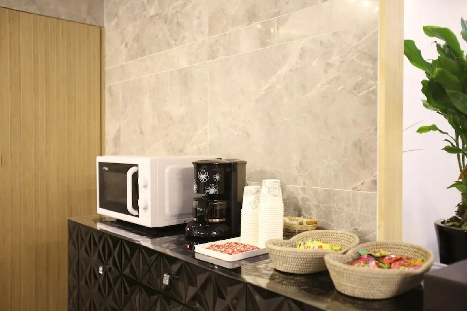 Hotel Cello Guri