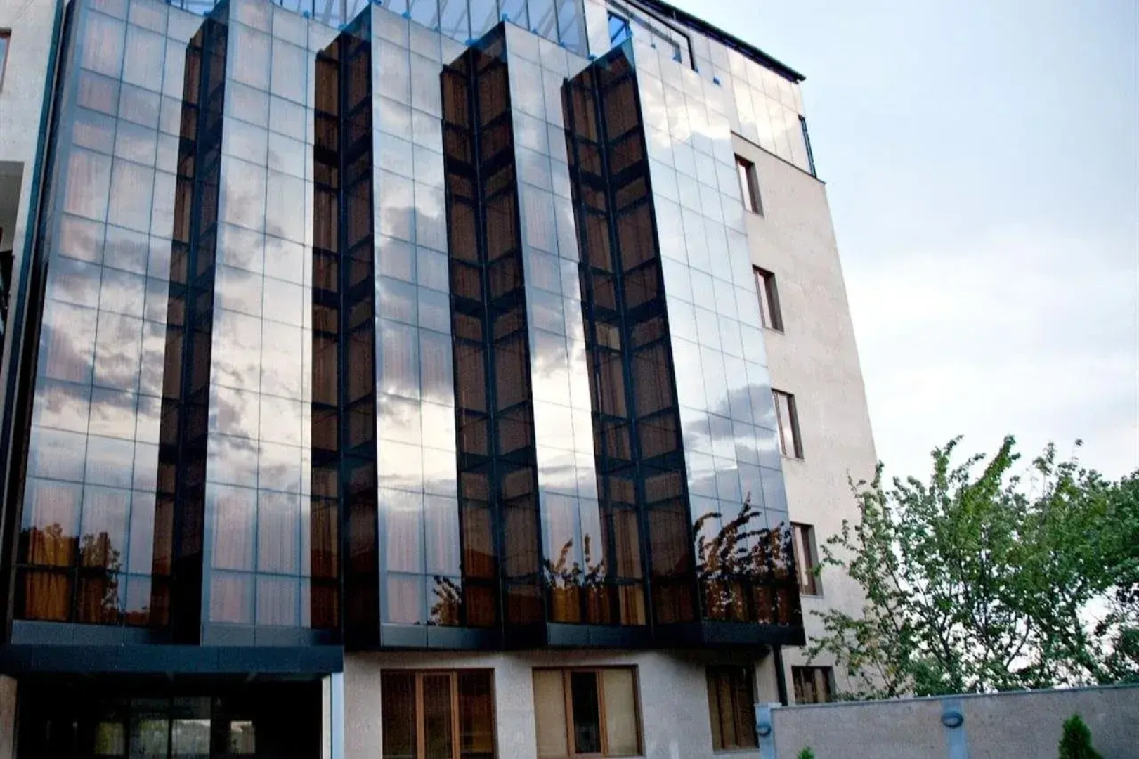 Гостиница Regineh