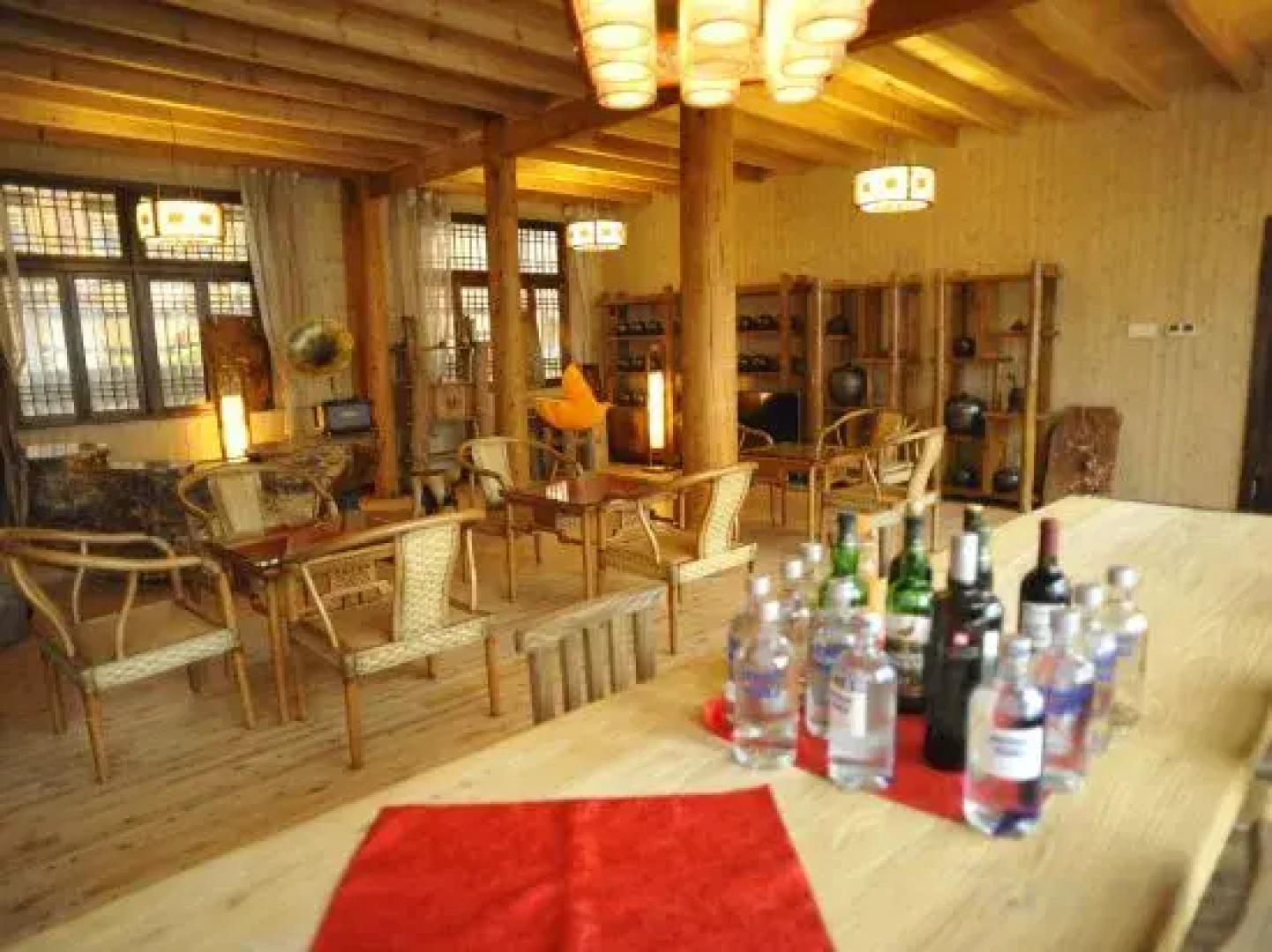 Jindang Palace Garden Resort Hotel (Liping Zhaoxing Dongzhai Branch)