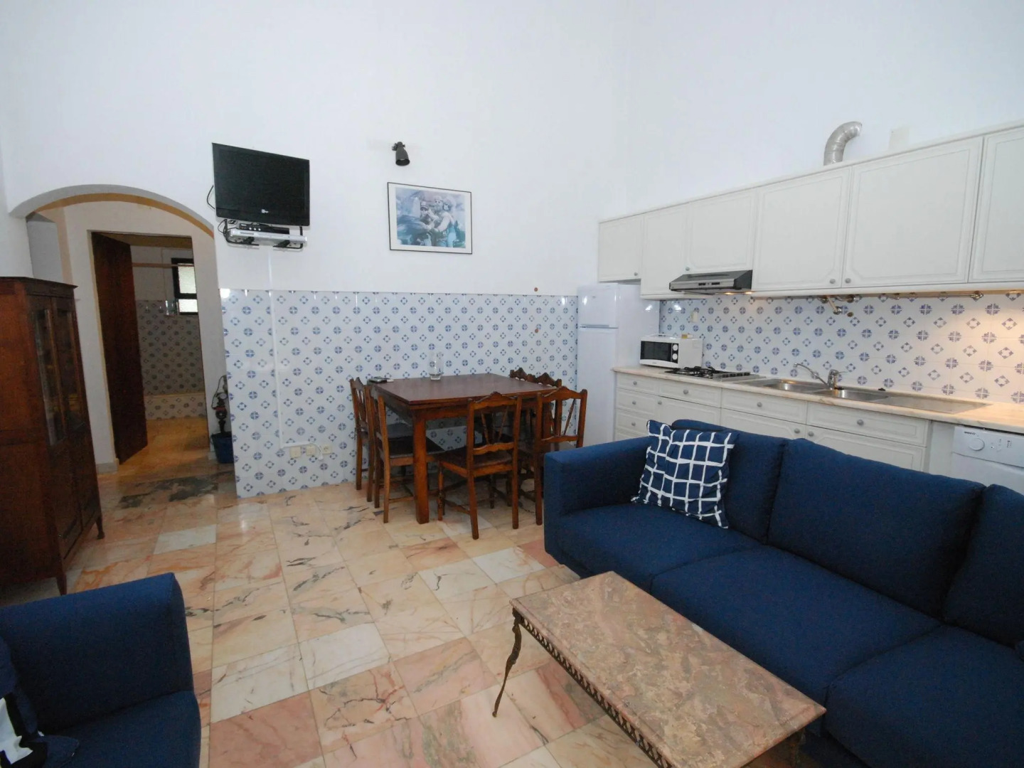 Shared Farmhouse Near Serra Monfuradoca