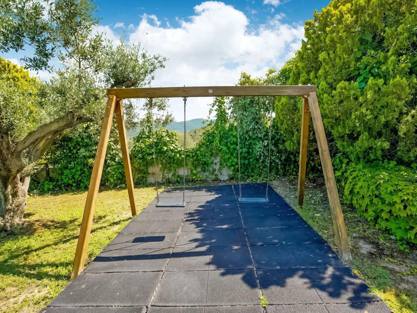 Inviting Apartment in Porto Santo Stefano near Sea Beach