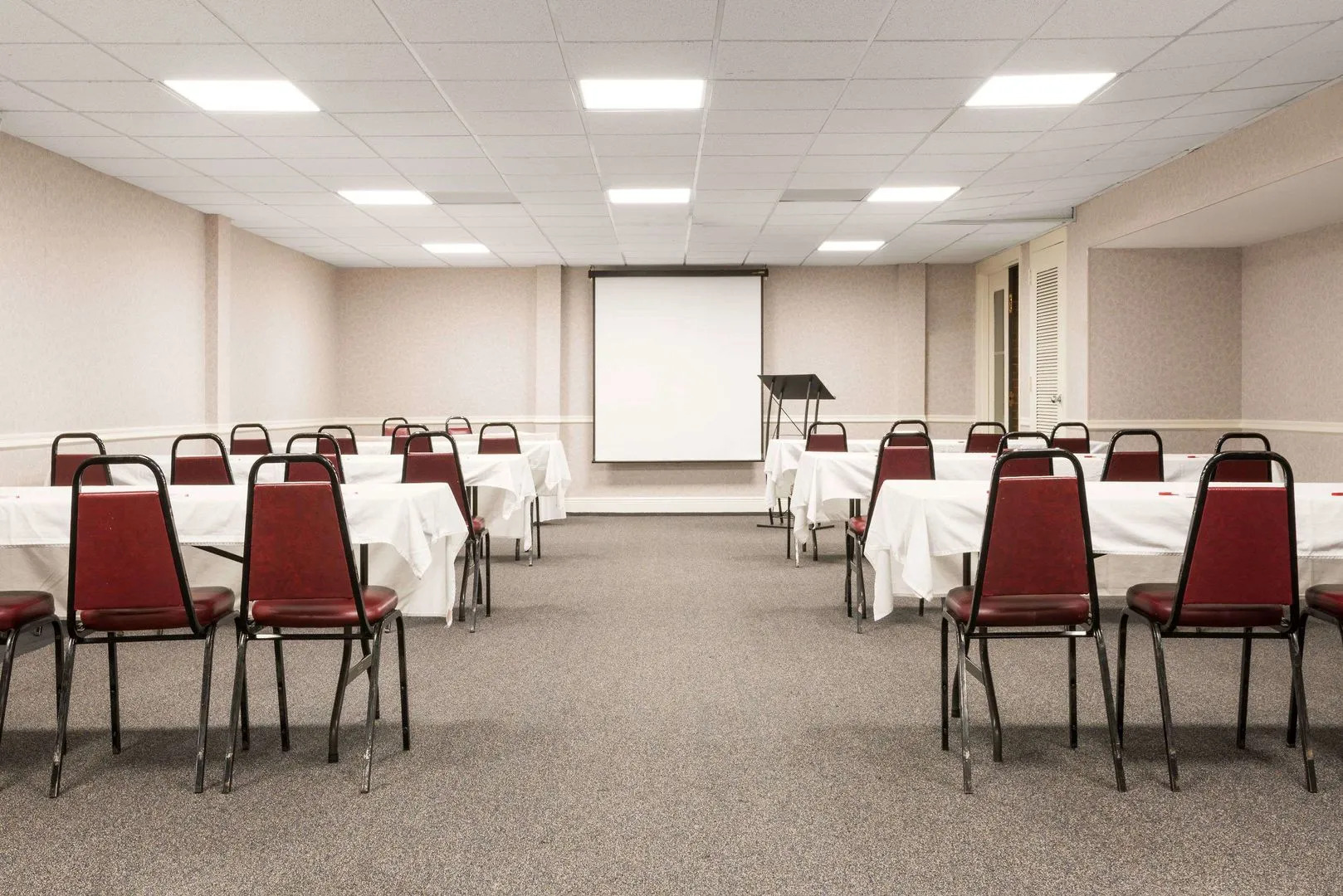 Ramada Hotel & Conference Center by Wyndham Paintsville