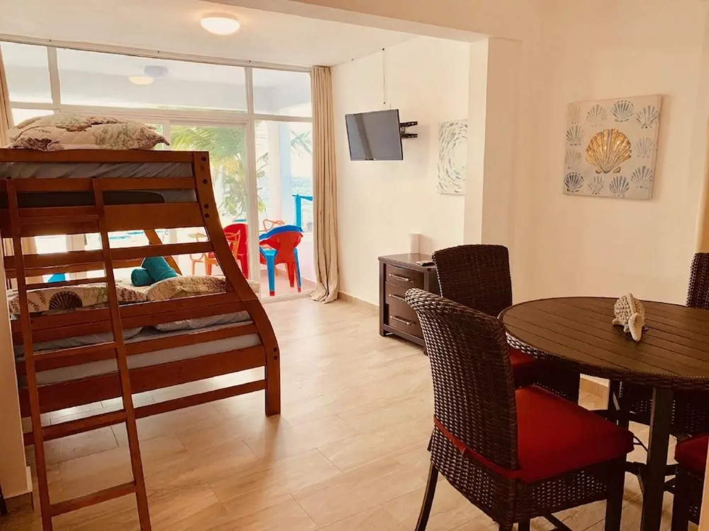 Ventana al Atlantico at Arecibo 681 Ocean Drive