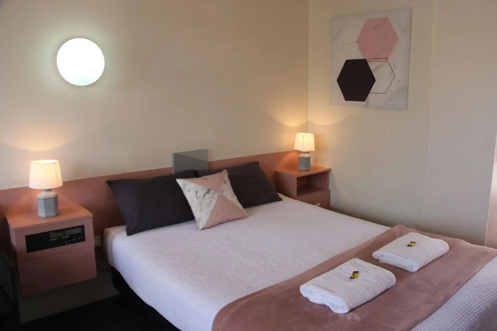 Caloundra Suncourt Motel