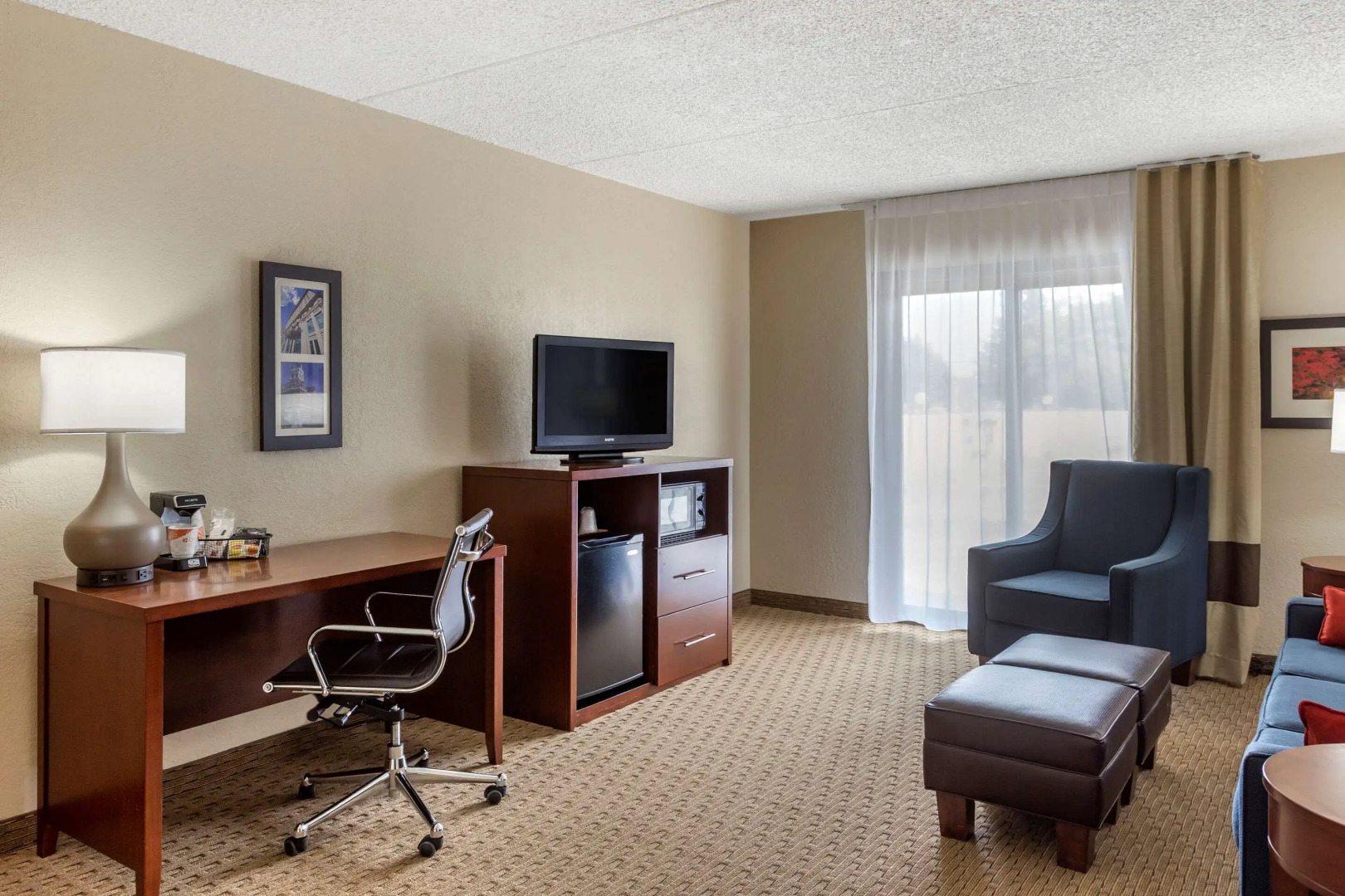 Comfort Inn & Suites
