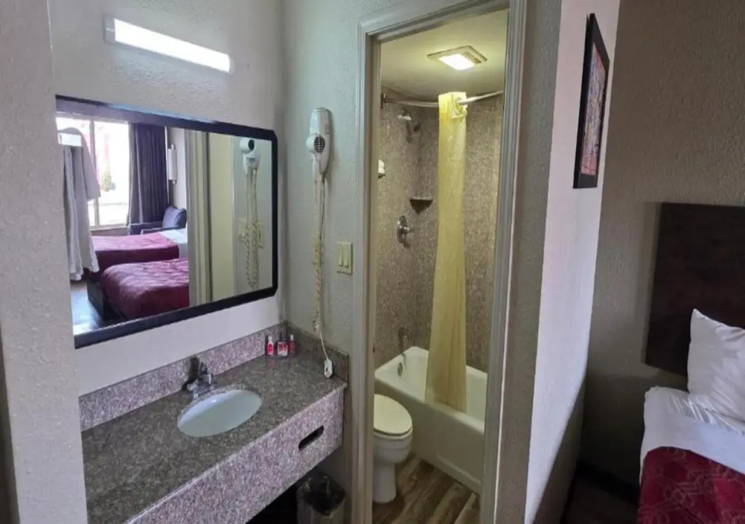 Econo Lodge Fort Knox