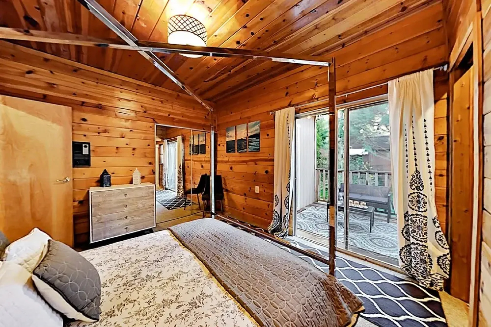 1668cwxo 3 Bedroom Cabin