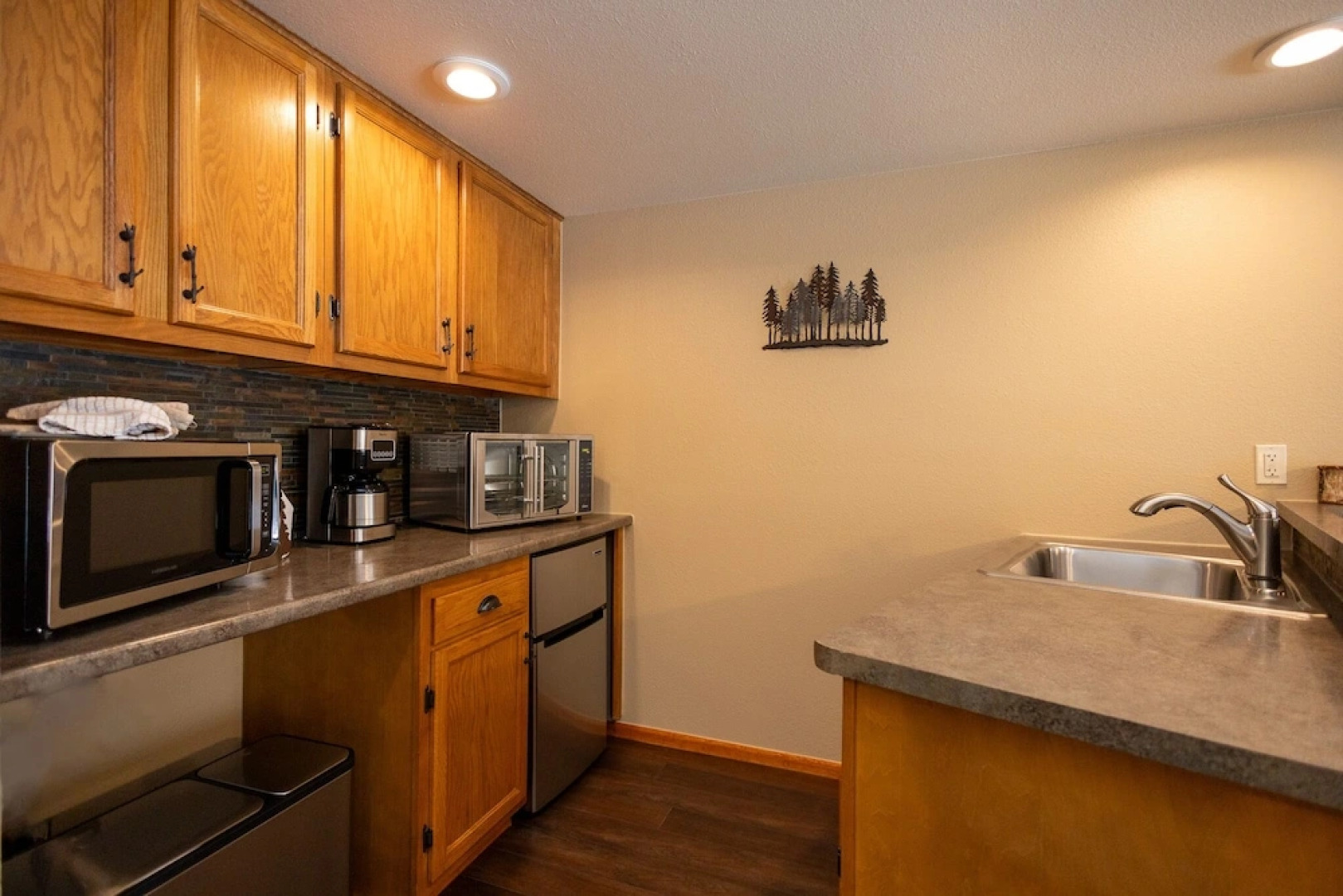 Aspen Winds on Fall River