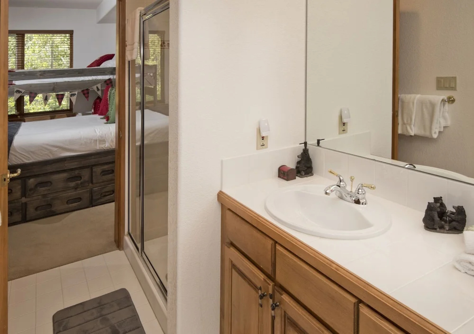 Aspenwood #207 2 Bedroom Condo by RedAwning