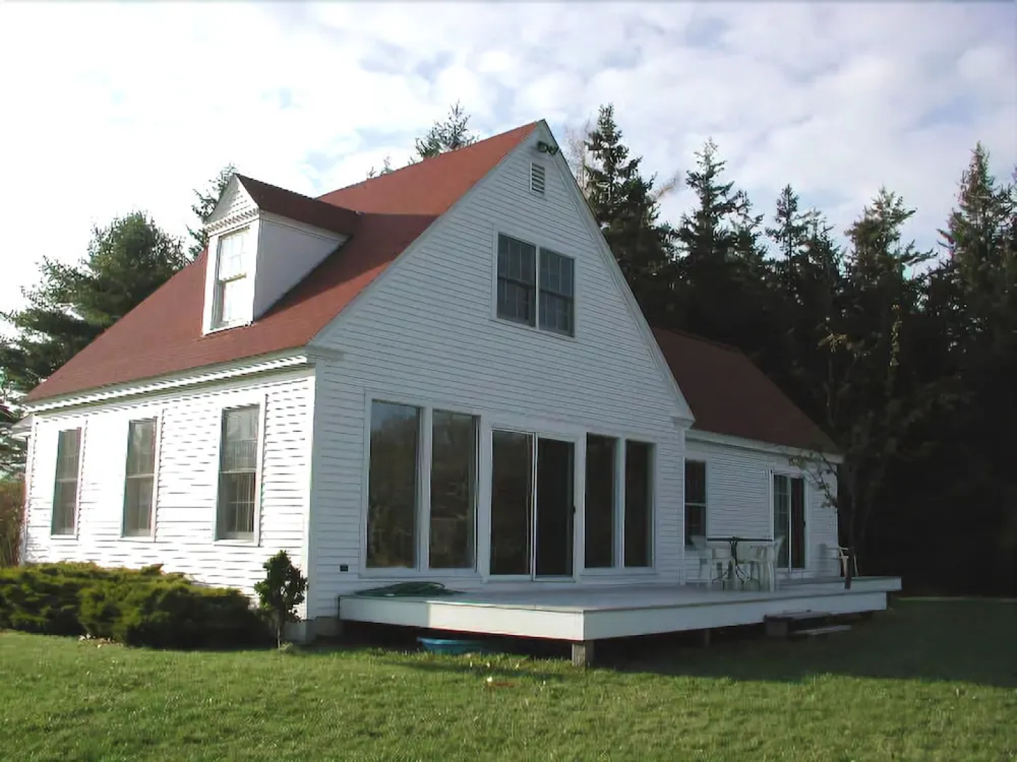 Dorsey Cottage - Two Bedroom Home