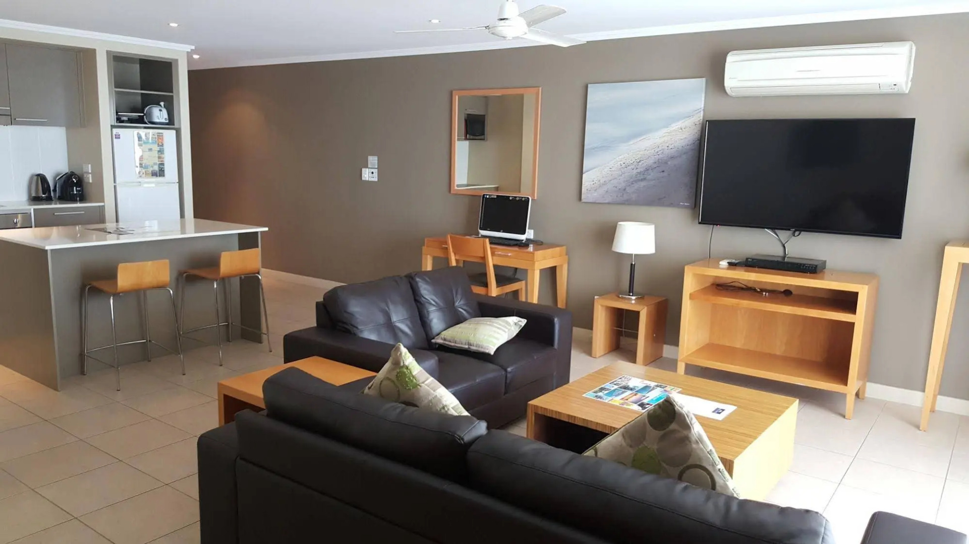 Pier Resort Apartments