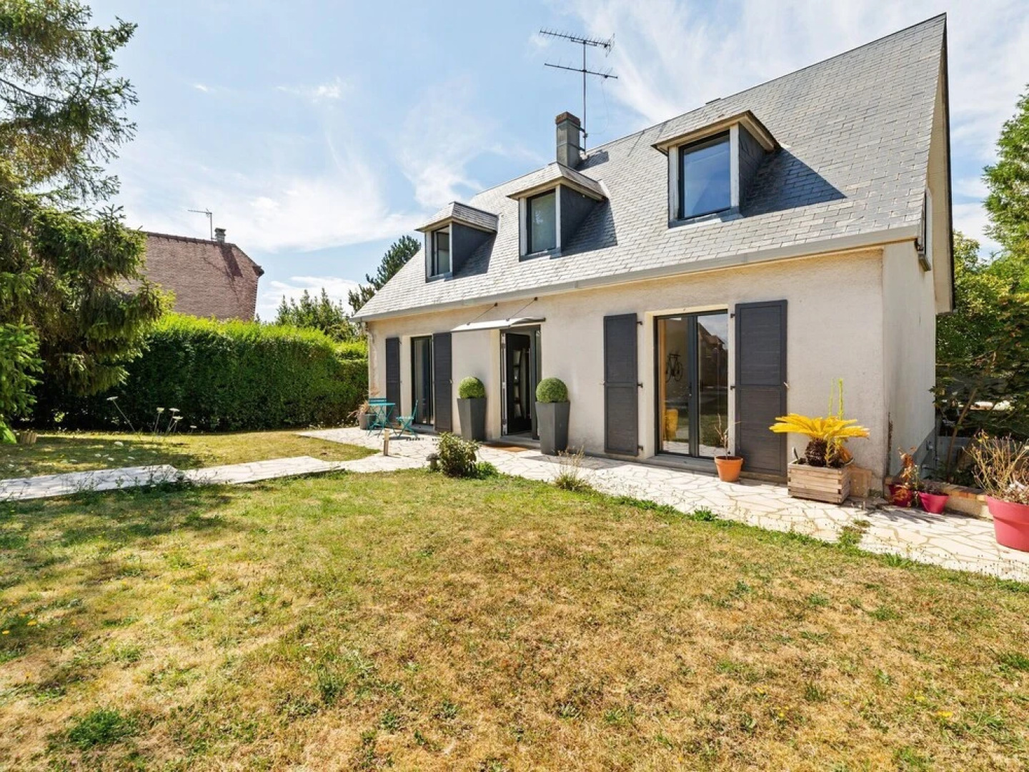 Elegant Holiday Home in Touques With Fenced Garden