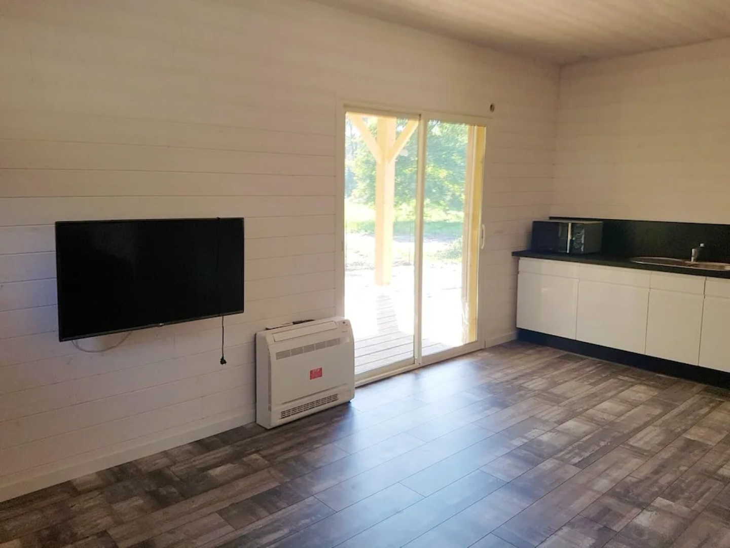 House With one Bedroom in Audenge, With Enclosed Garden and Wifi - 3 km From the Beach