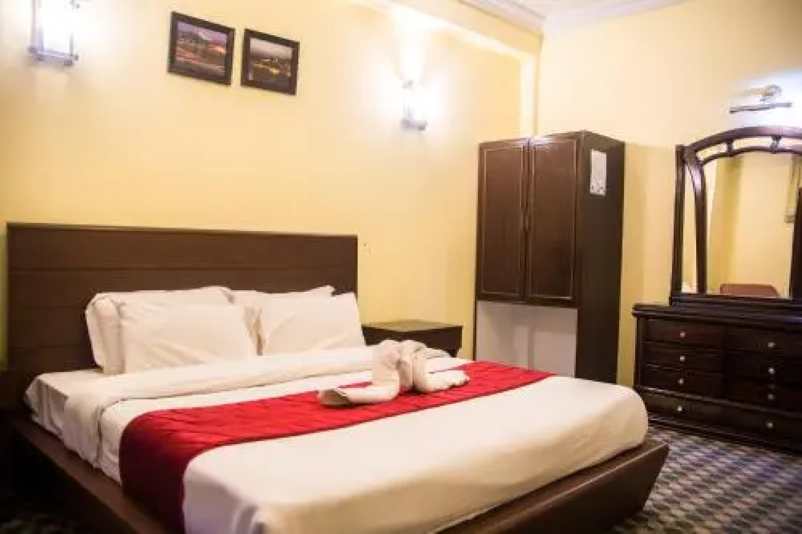 Hotel Metropole
