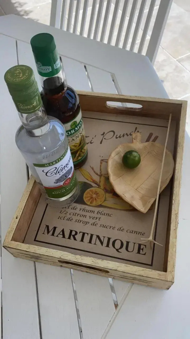 Villa 1 de standing 80m2 avec piscine et vue imprenable sur la mer et sur la campagne