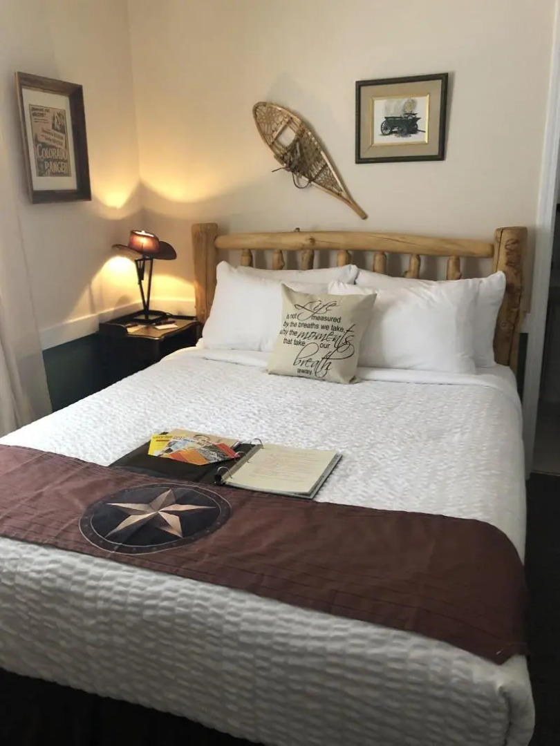 The Bent Elbow Hotel