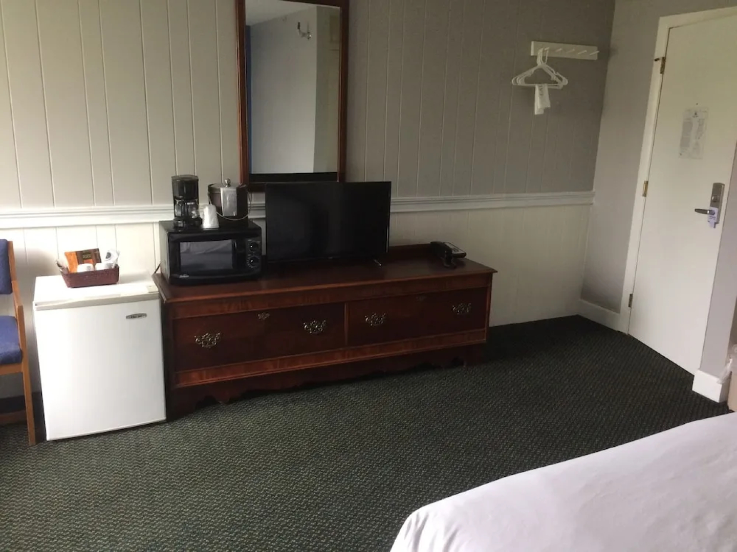 Harborline Hotel