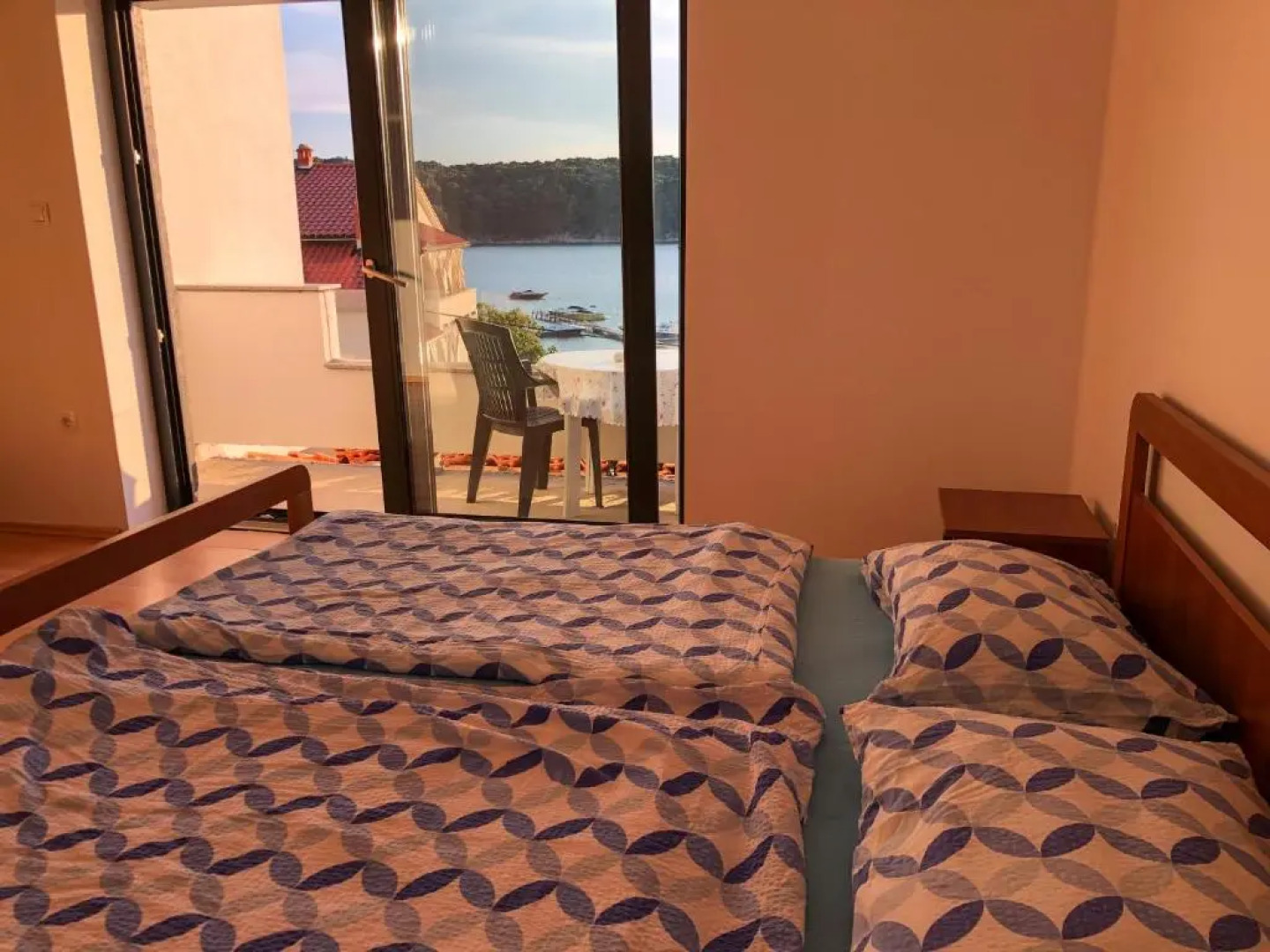 Apartments Palit Rab