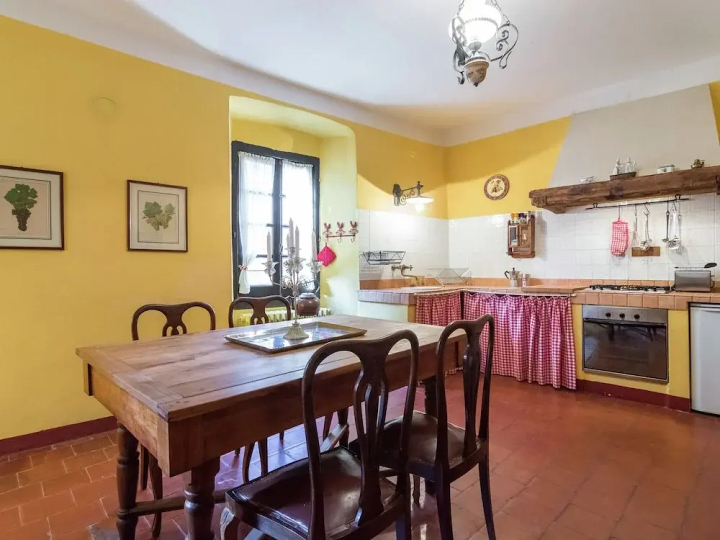 Apartment in Cut Monferrato With Garden
