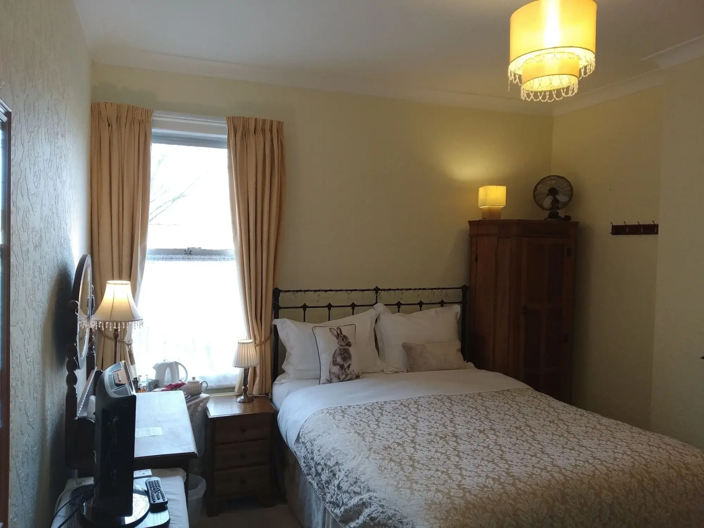 Anton Guest House B&B