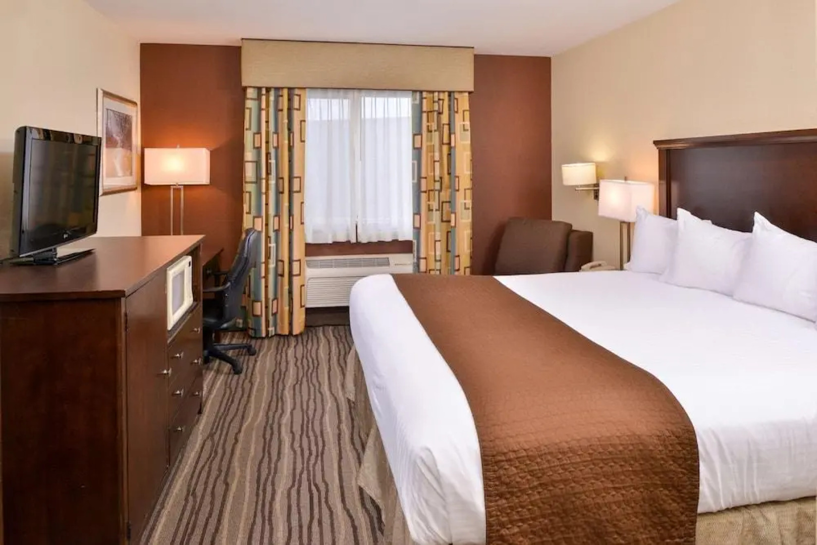 Holiday Inn Express Cottage Grove