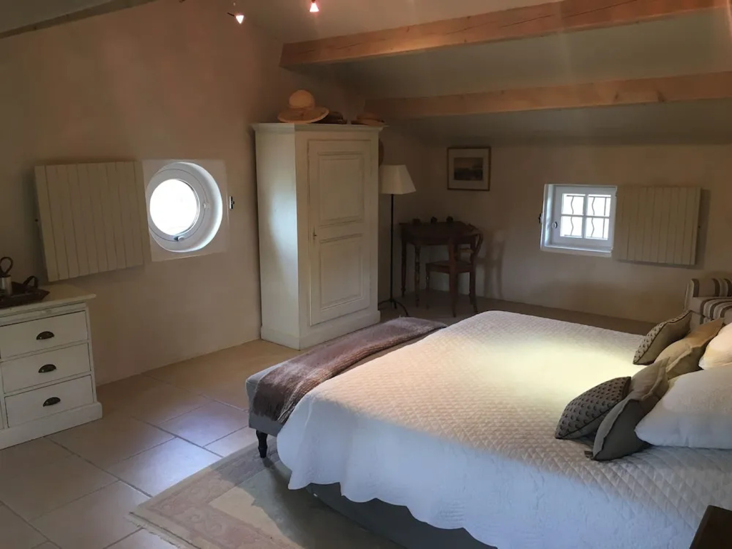 Le Mas au Portail Bleu