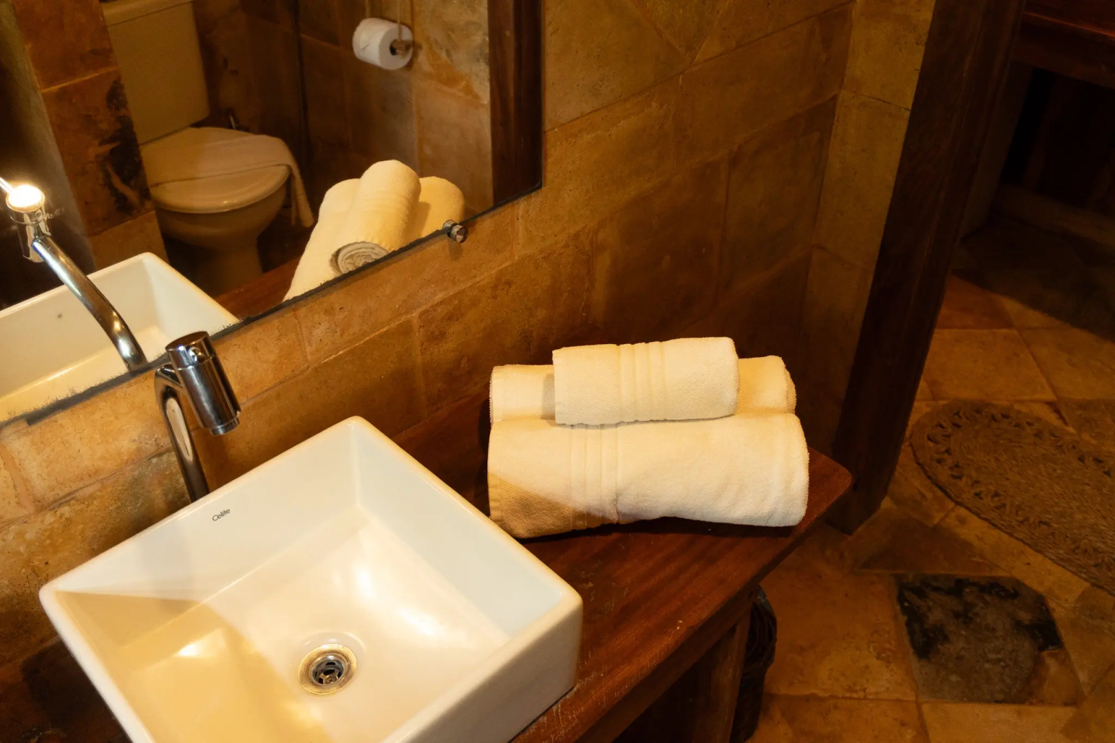 Ventana Hotel